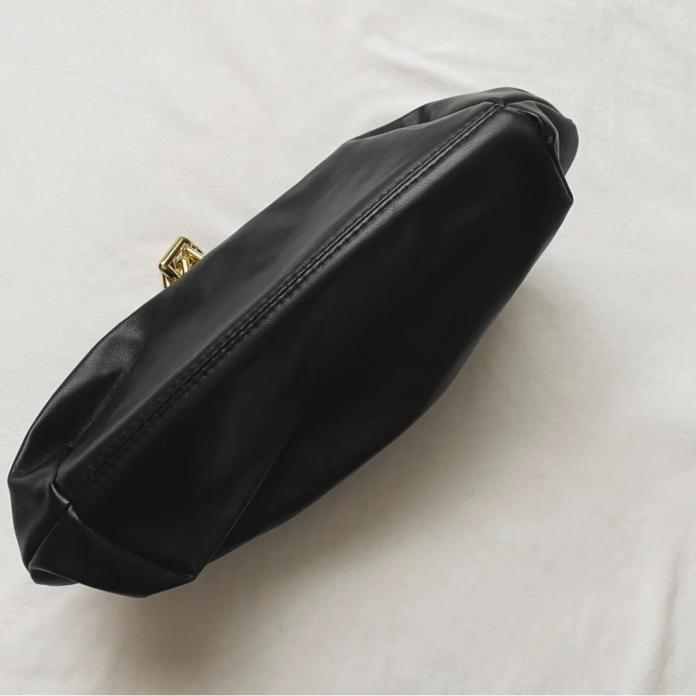 Chunky Gold Chain Faux Leather Clutch